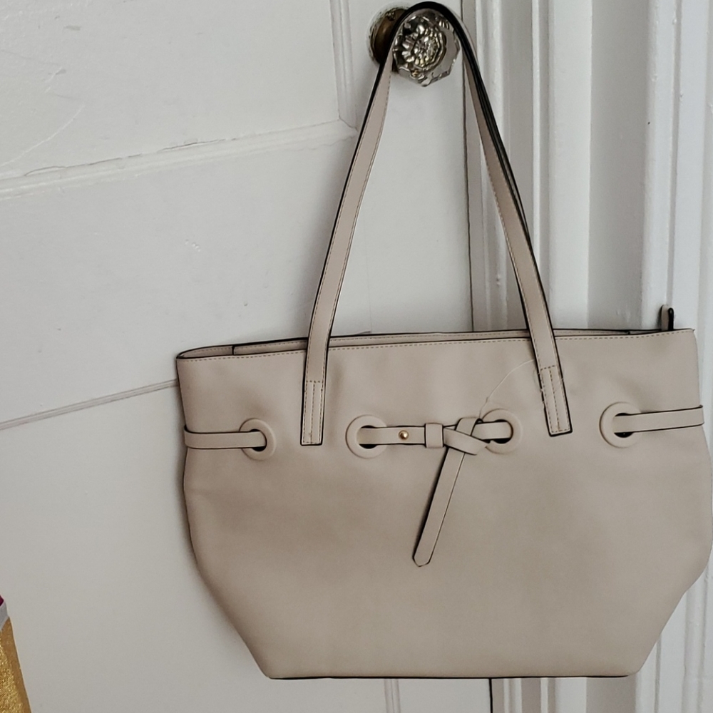 Dressbarn tote bag no Zipper